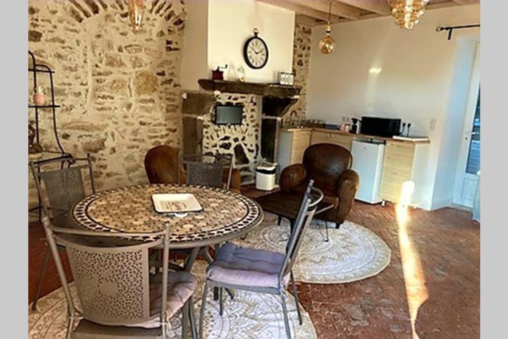 Appartement Romantique Dans Maison Vigneronne *